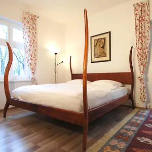In Stadtvilla Apartment Berlin