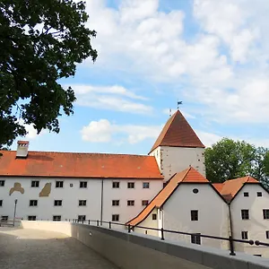 Gasthof Mälzerei Auf Schloss Neuburg Am